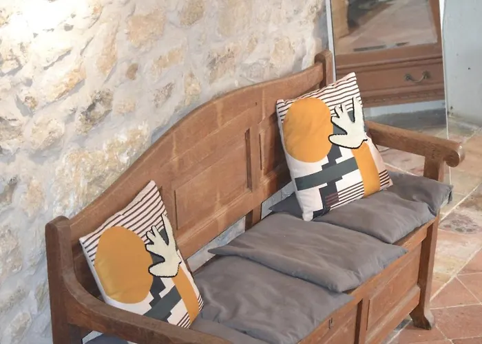 Maison Grossoleil, 빌라 *